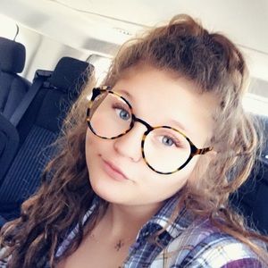 Meet your Posher, Kylah